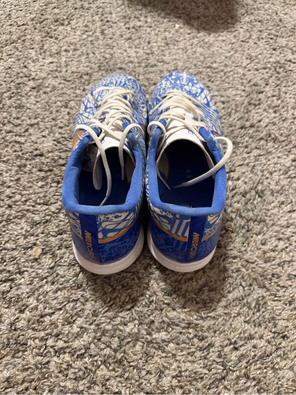 Used CR7 indoor soccer cleats